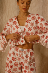 Піжама REMI новорічна з рюшами з принтом сніжинки на білому фоні , фото 3