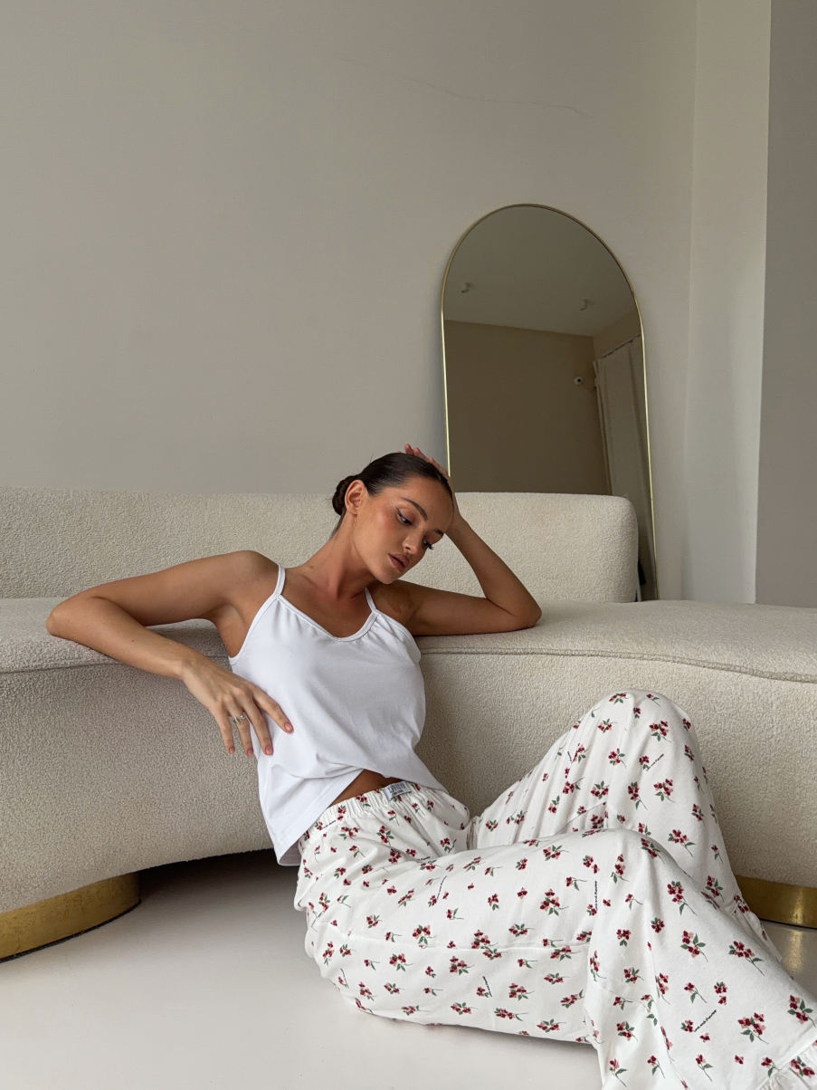 Піжама REMI з натуральної тканини з рюшами з принтом квіти на білому , фото 15