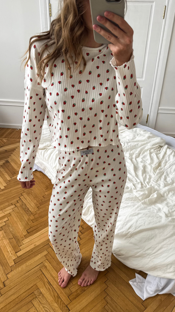 Піжама з натуральної тканини Iris з принтом полунички довга, фото 12