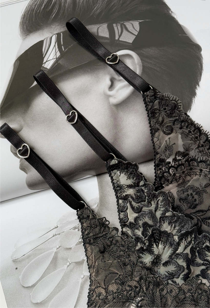 Набір трусиків стрінгів Princess box на регуляторах в чорному кольорі , фото 14