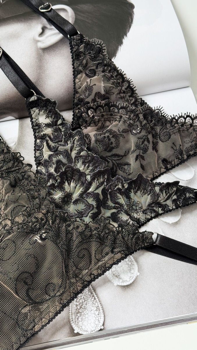 Набір трусиків стрінгів Princess box на регуляторах в чорному кольорі , фото 12